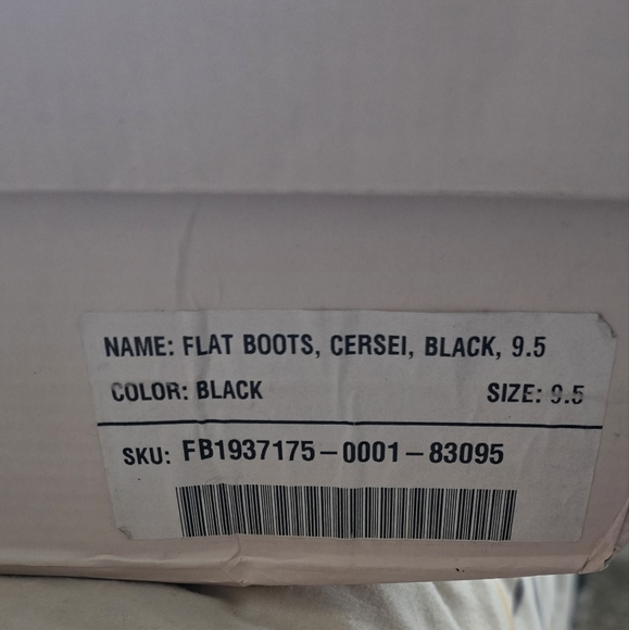 Black Knee-High Riding Boots - Picture 4 of 4